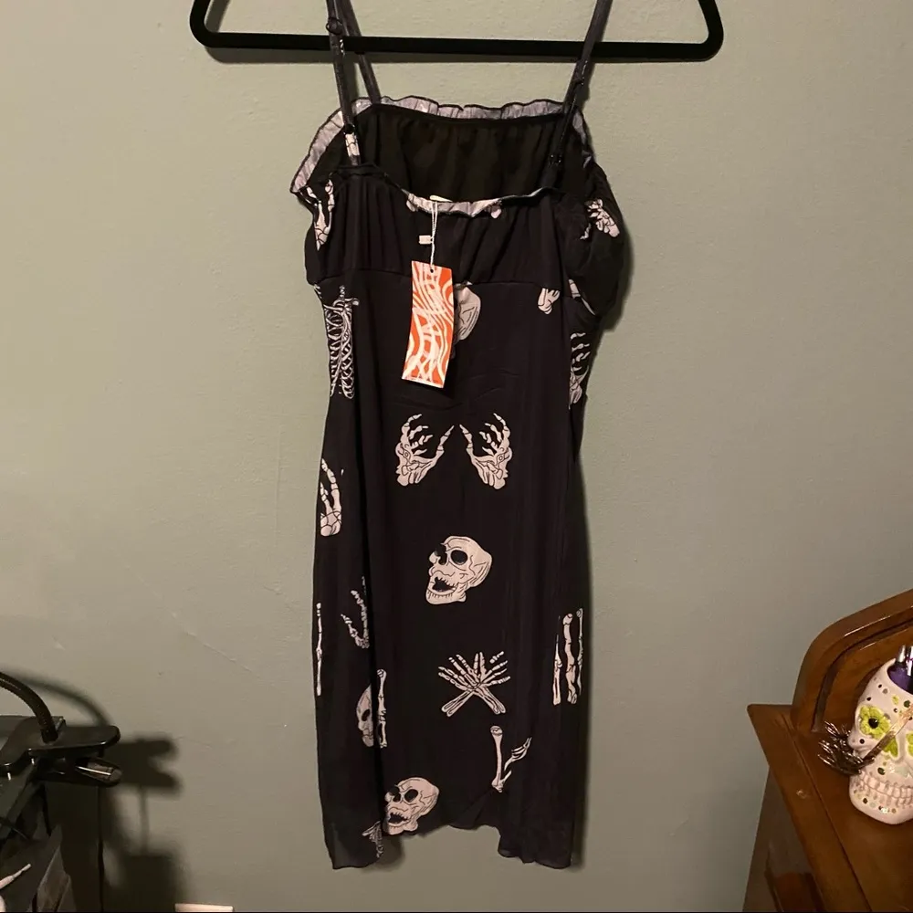 NWT Skull Graphic Ruched Bust Cami Dress - Image 3