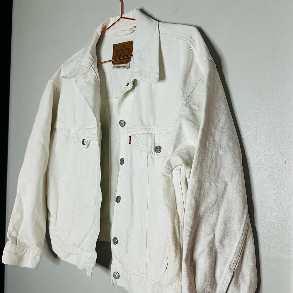 LEVIS Women’s White Silver Button Ex Boyfriend Denim Jacket Size Small - Image 6