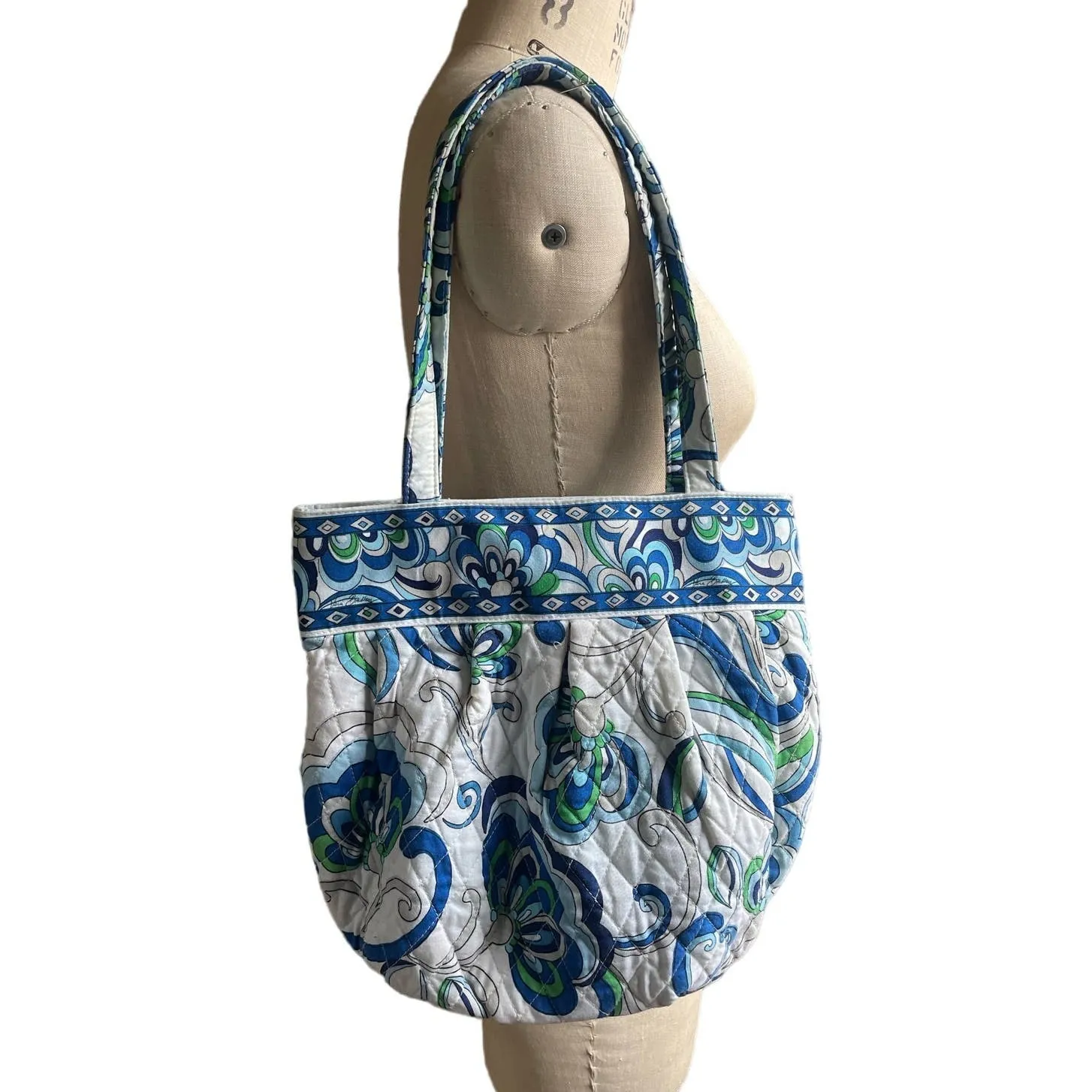 Vera Bradley  Medium Mediterranean White Shoulder Purse - Image 2