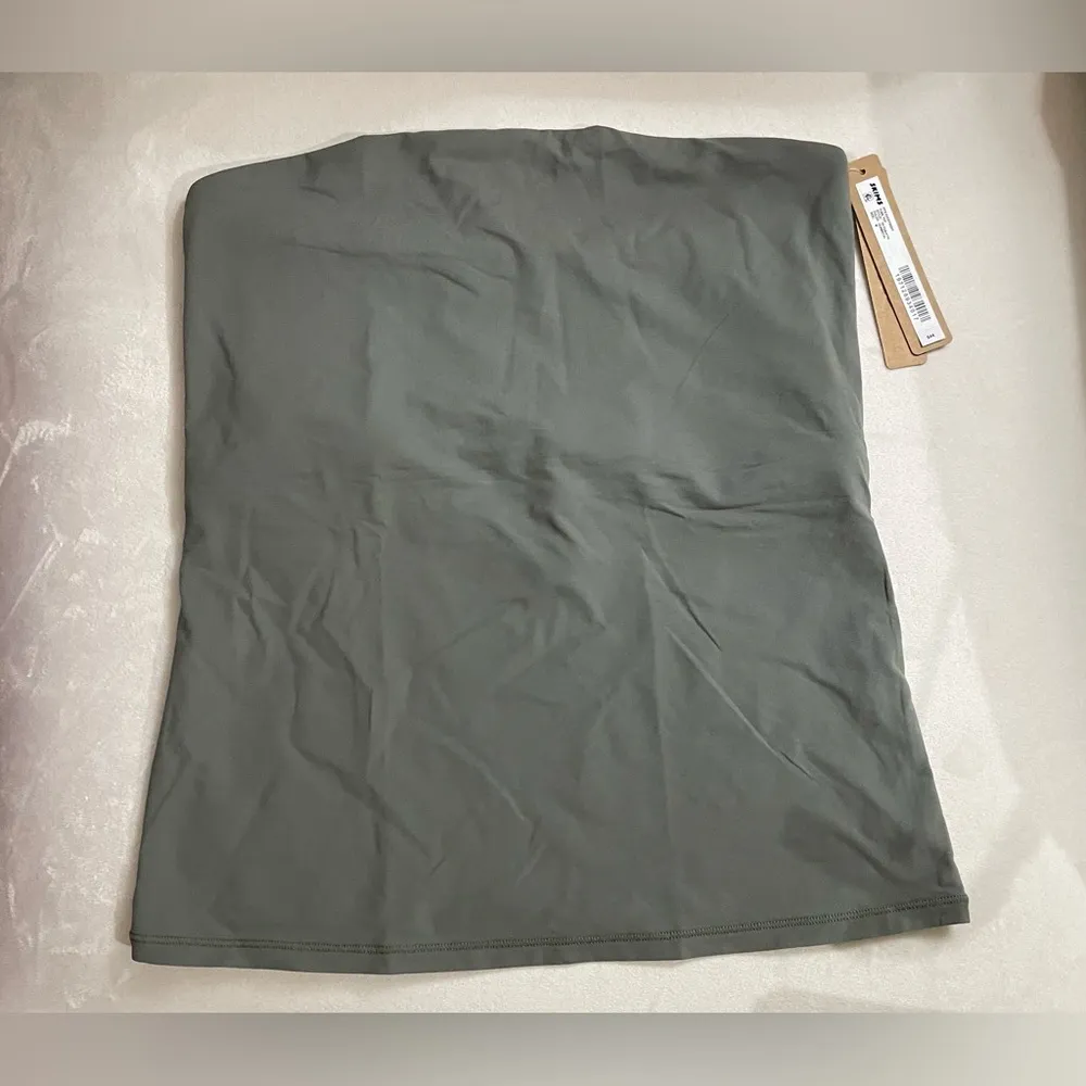 NWT Fits Everybody Tube Top in Gun Metal Color Size M - Image 2