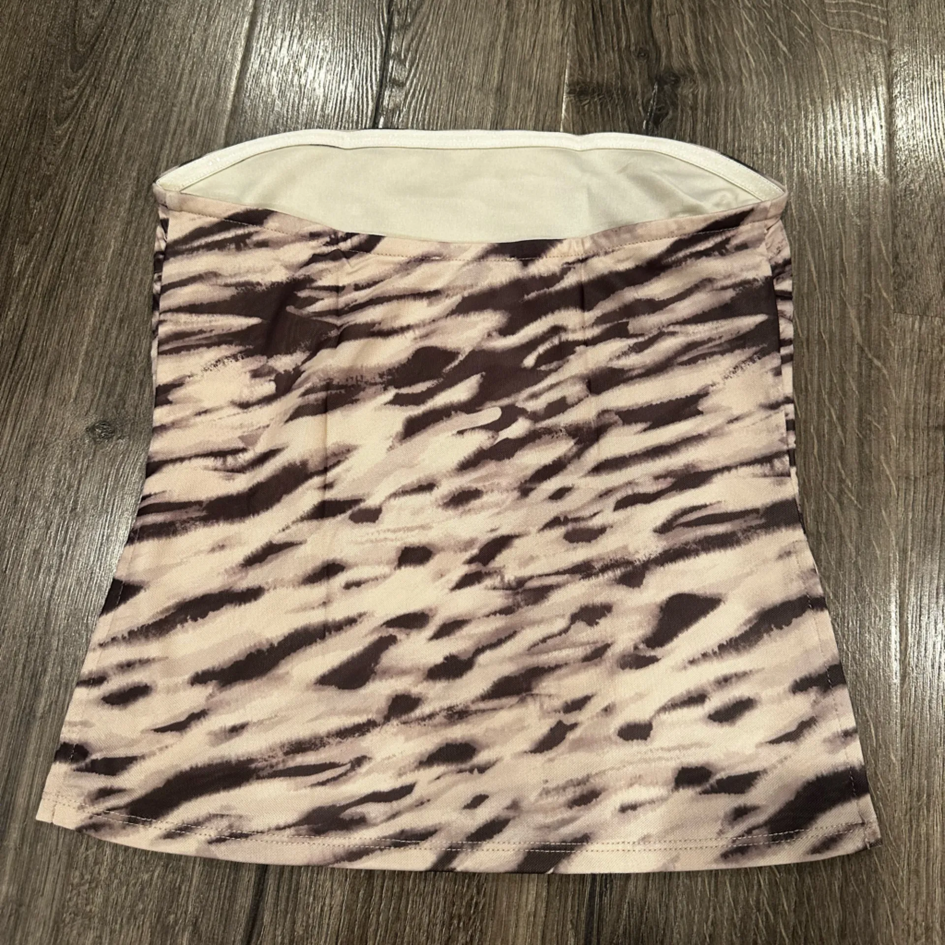 Grey Bandit Tiger Print Strapless Top - Image 12