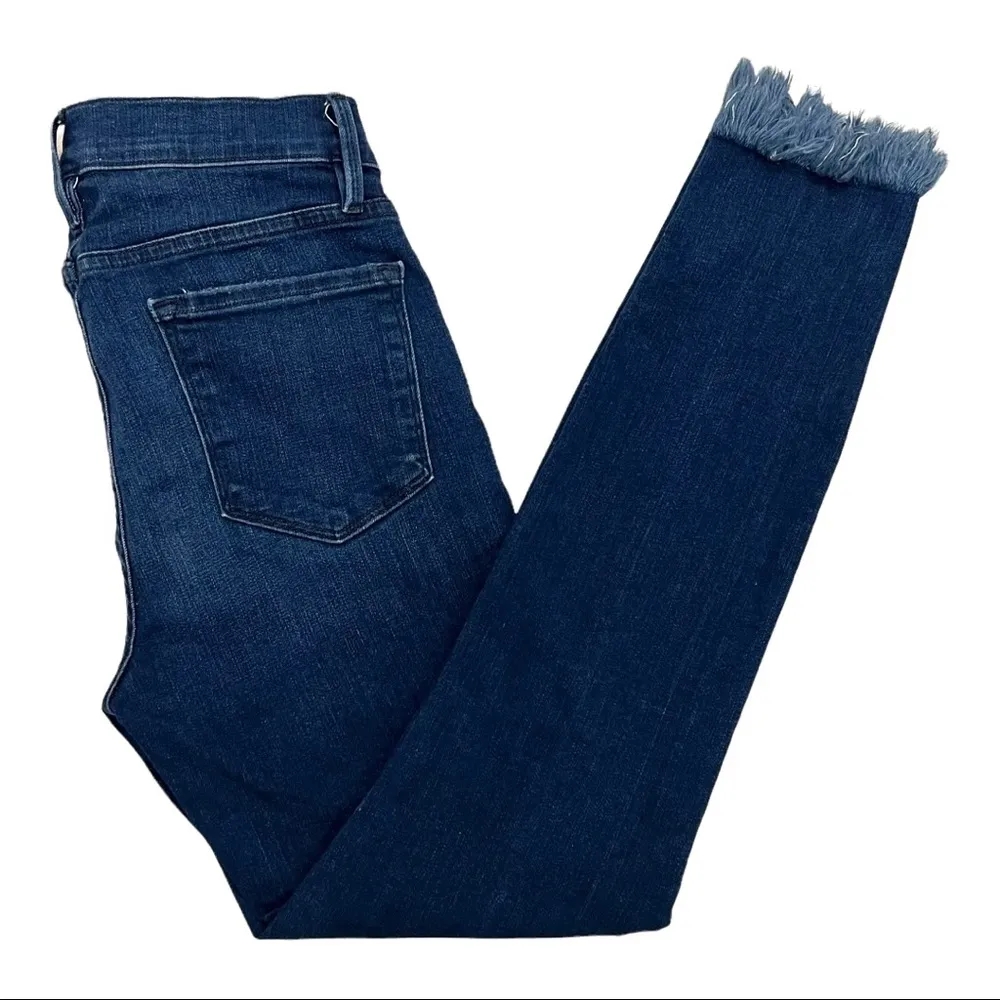 FRAME Le Skinny De Jeanne Crop Jeans in Cantine Wash Frayed Hem Size 28 - Image 7