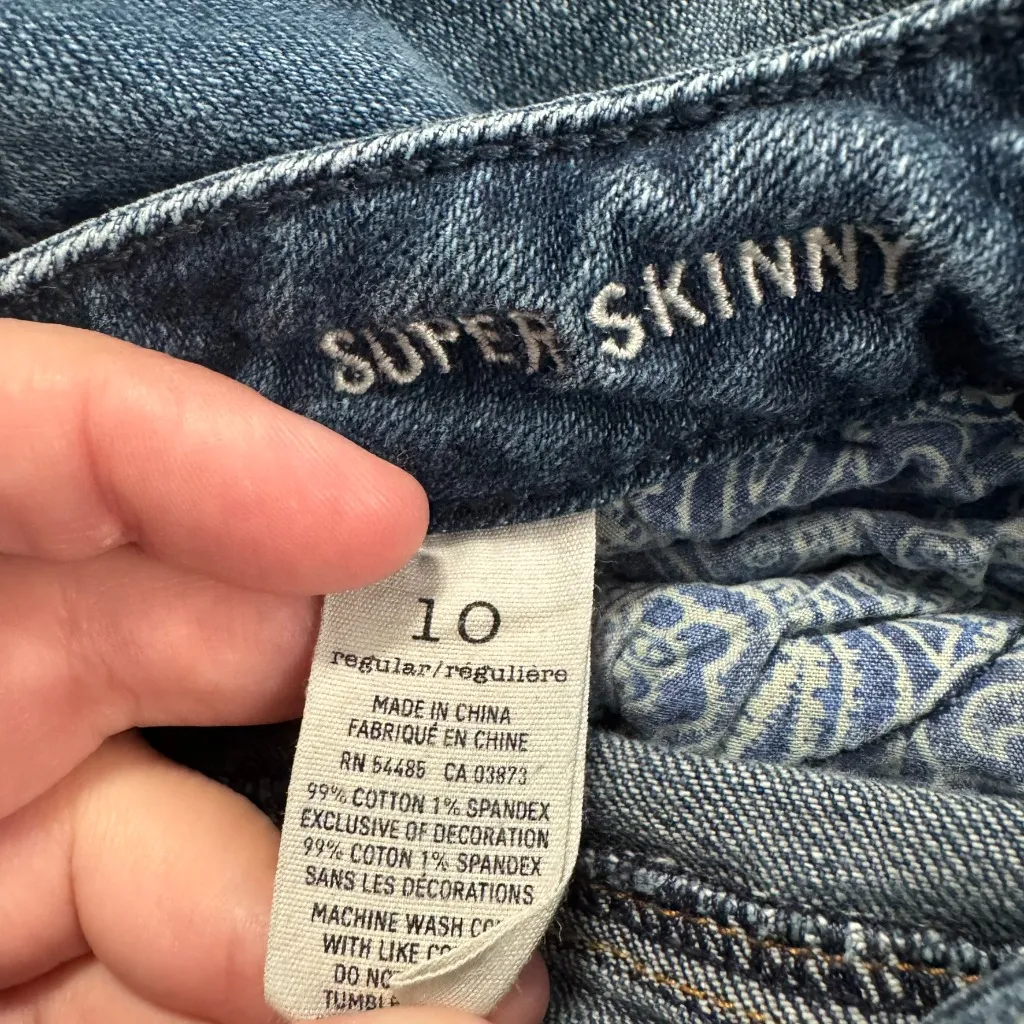 American Eagle Stretch Super Skinny Jeans Women's Size 10 Lighter Medium Wash - Image 6