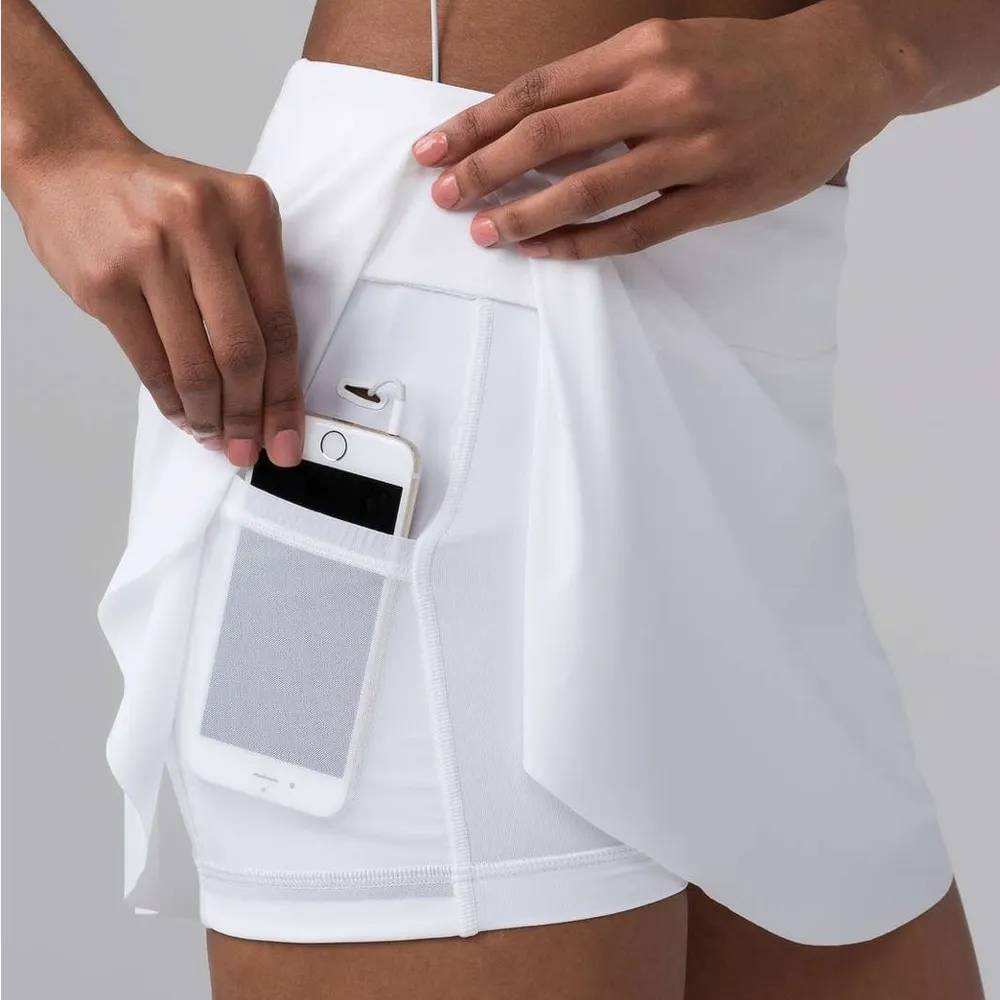 Women’s Quick Pace Skirt Skort 13" White Size 8 - Image 3