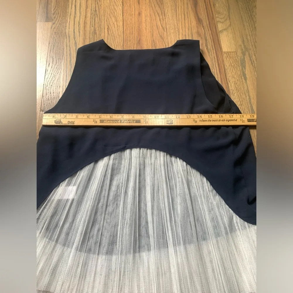 Elizabeth and James medium tank top - Image 8