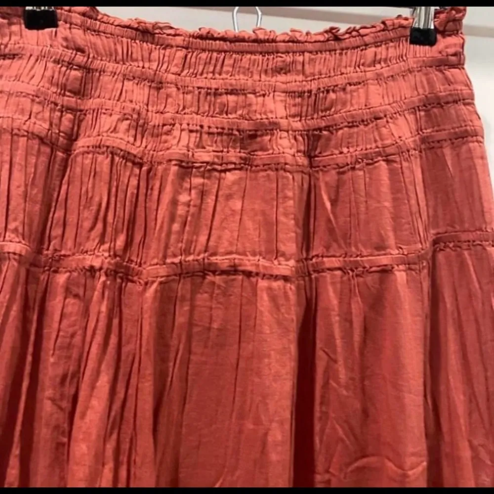 Free People One Alessi maxi skirt in a size medium. Color is Redwood. Size Med - Image 5