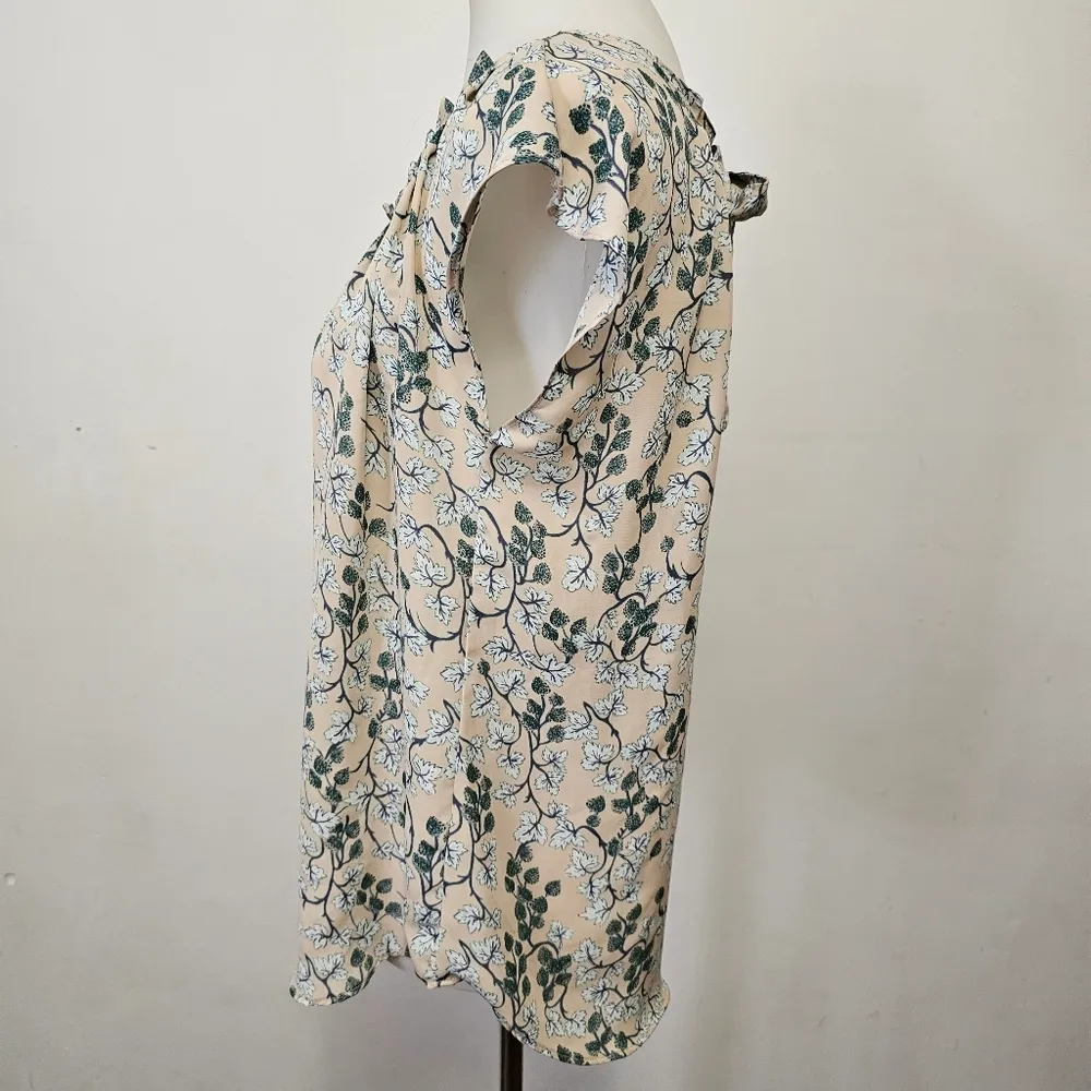 LC Lauren Conrad Blush Floral Pleated Tie Back Blouse Size Medium - Image 3