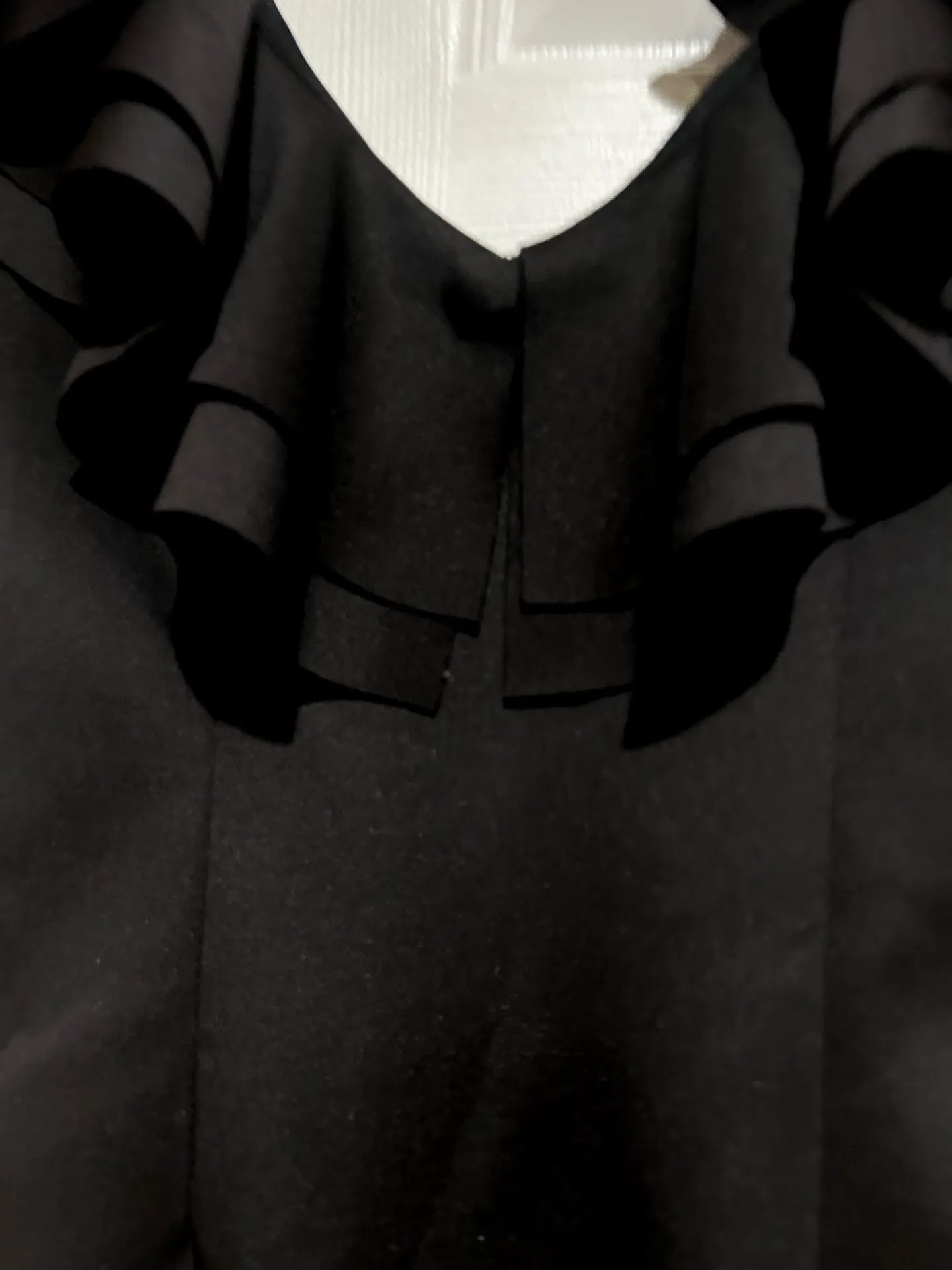 Spilling Tea NWT BLACK Fitted off - Image 9