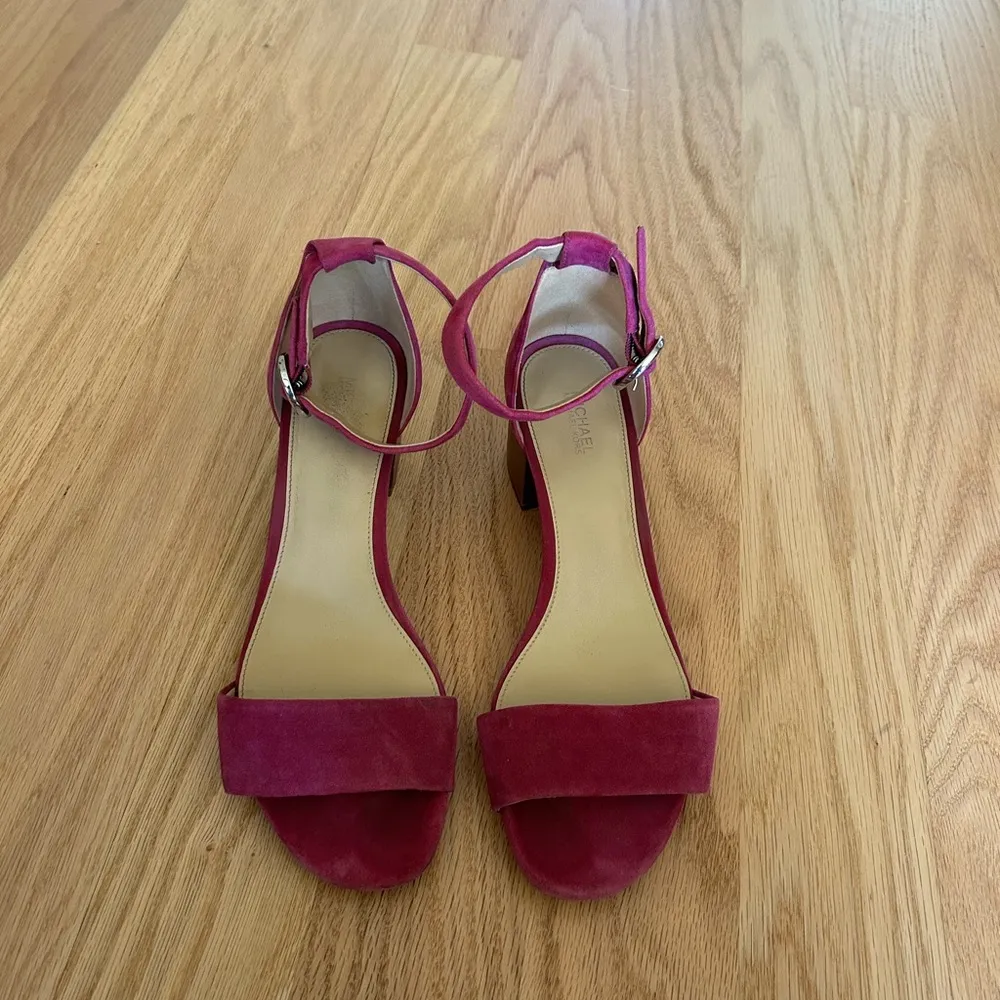 Michael Kors Fuchsia Block Heel Sandals - Image 2