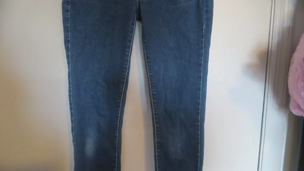 American Eagle Outfitters super stretch jegging jeans in dark wash blue size 2. - Image 3
