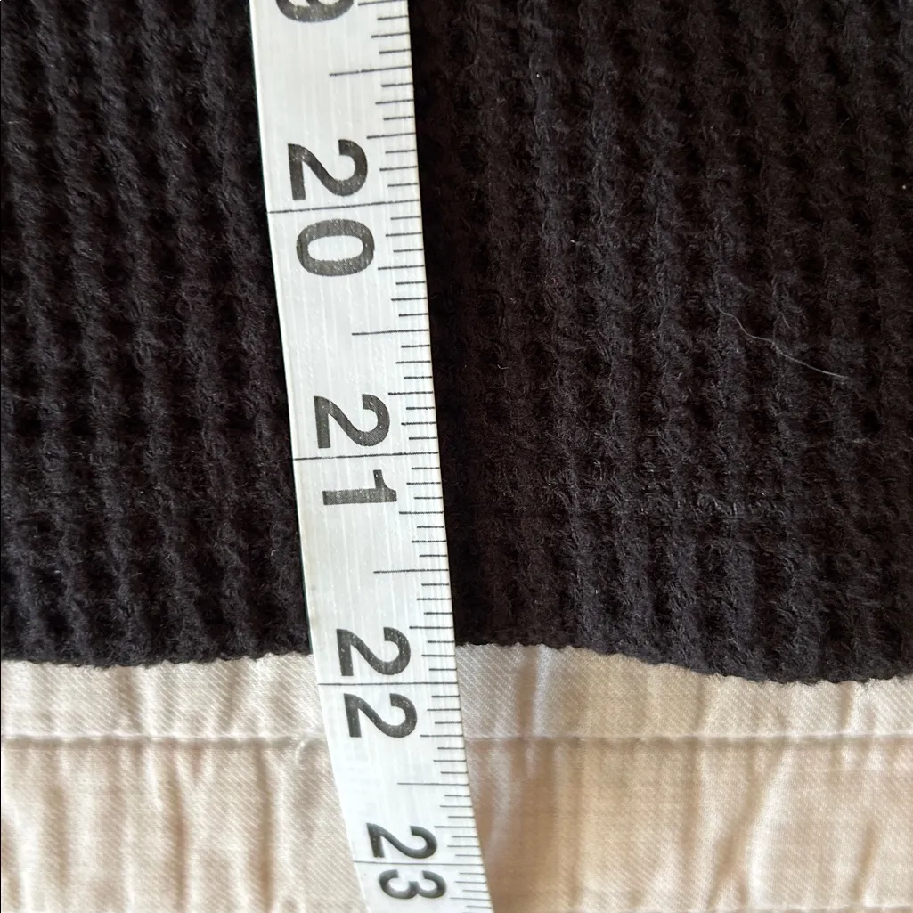 Old navy black cotton funnel turtleneck oversized boxy waffle knit top M - Image 11