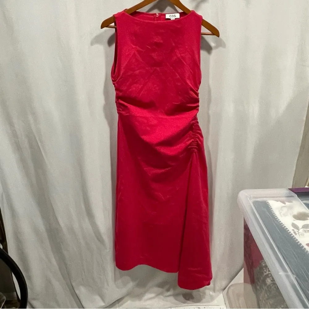 COS pink ruched asymmetrical midi maxi dress stretchy comfy work travel dress - Image 9