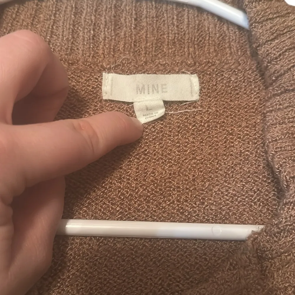 Women's Large MINE Loose Collared Henley Knit Sweater Brown‎ Brown - Image 3