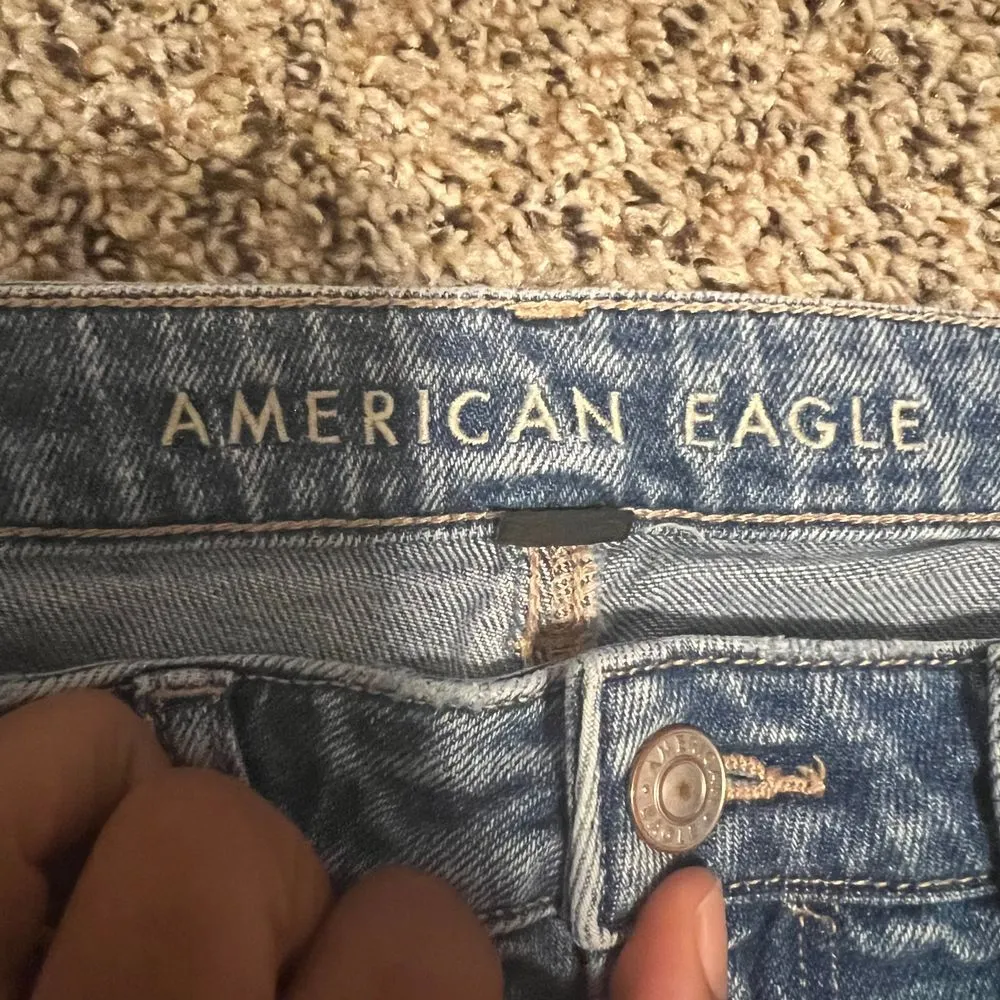 American Eagle  Distressed Wide Leg Jeans Light Wash Denim Size 12 - Image 2