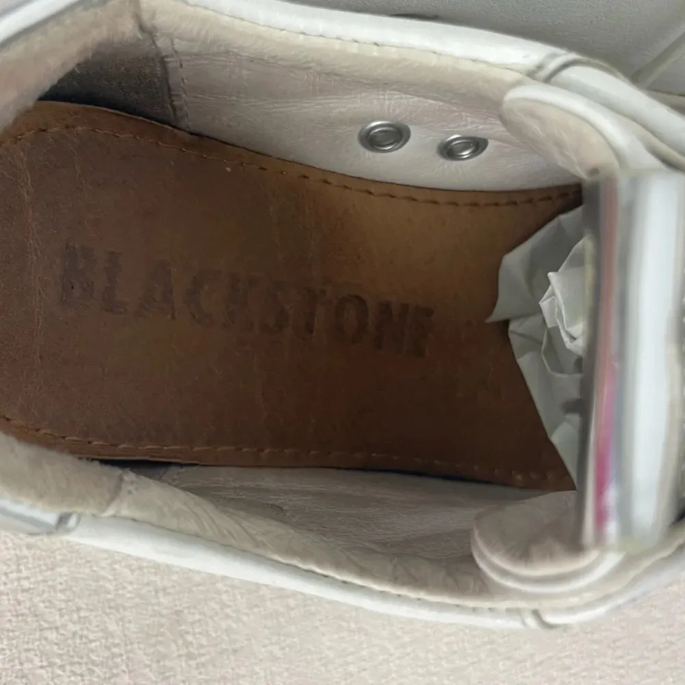 Blackstone White RL90 Low Top Sneaker‎ with Silver Accents Size 8 - Image 12