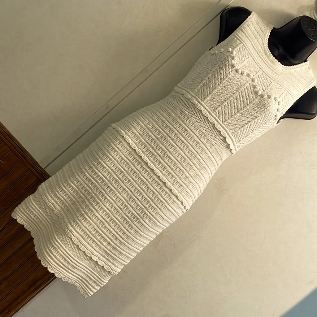 Chelsea and Violet extra small dress‎ crochet off-white EUC like new with… - Image 2