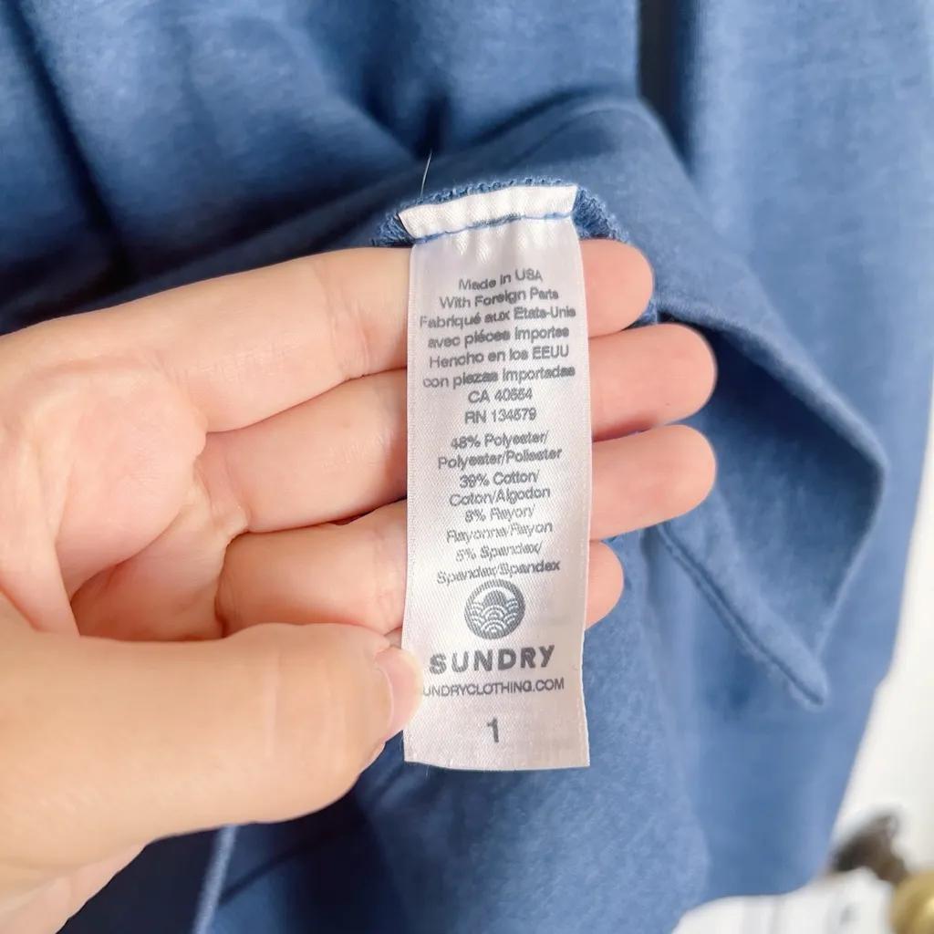 SUNDRY • crew neck pullover lightweight sweatshirt blue split seams side slits - Image 5