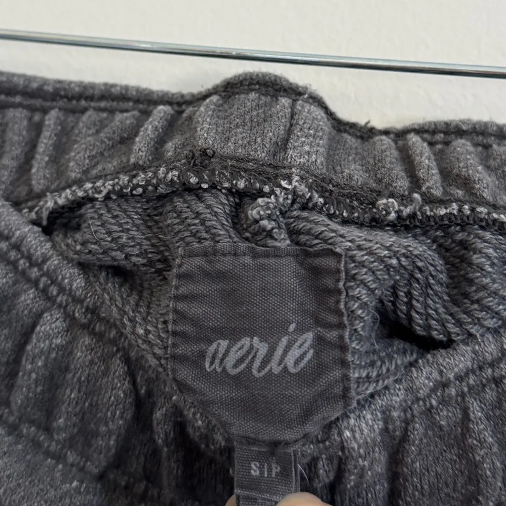 Aerie Gray Sweat Shorts Size Small - Image 3