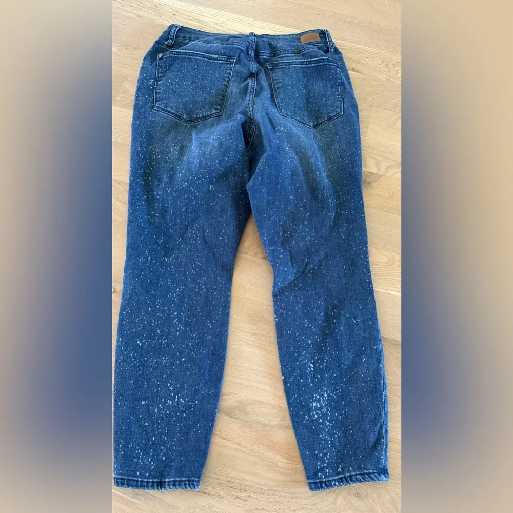 Judy blue mineral wash relaxed fit jeans size 15 / 32 - Image 7
