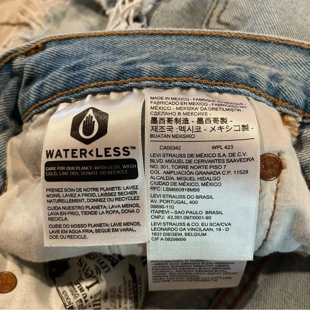 Levi’s 501 Original Fit High Rise Denim Jean Shorts Fault Line 24 Distressed - Image 6