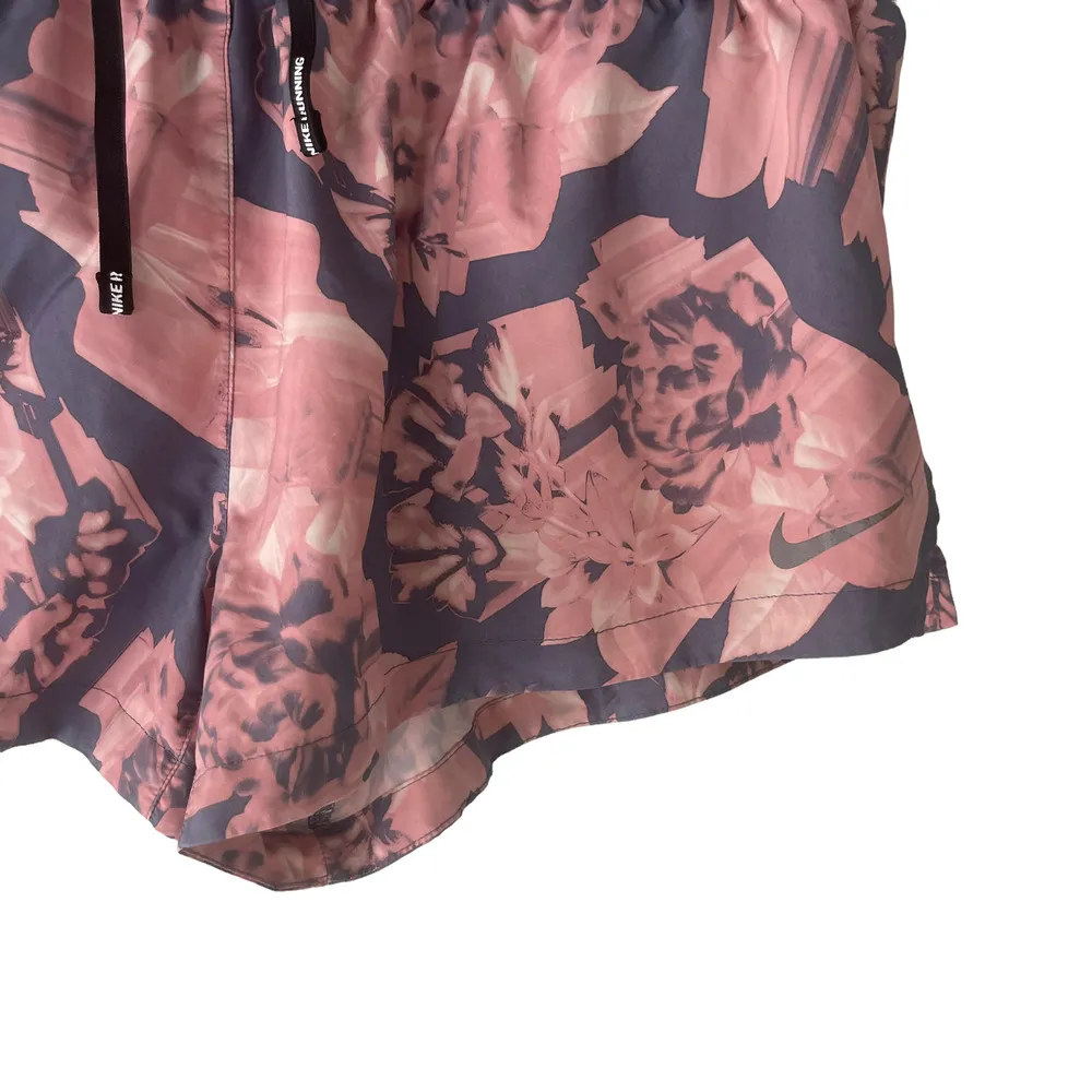 Nike Women's Size Large Flex‎ Elevate 3" Running Shorts Pink Gray - Image 3