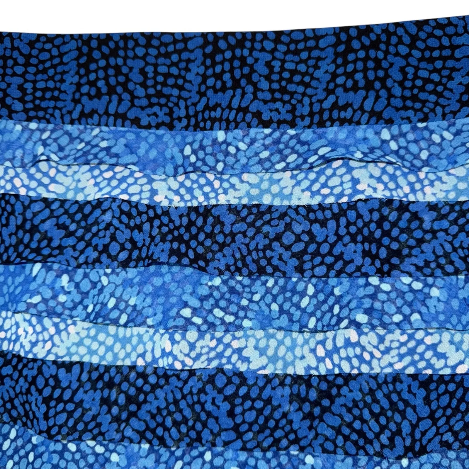 WHITE HOUSE BLACK MARKET Tiered‎ Ruffled Raw Edge Ombre Dot Skirt EUC Size 6 - Image 3