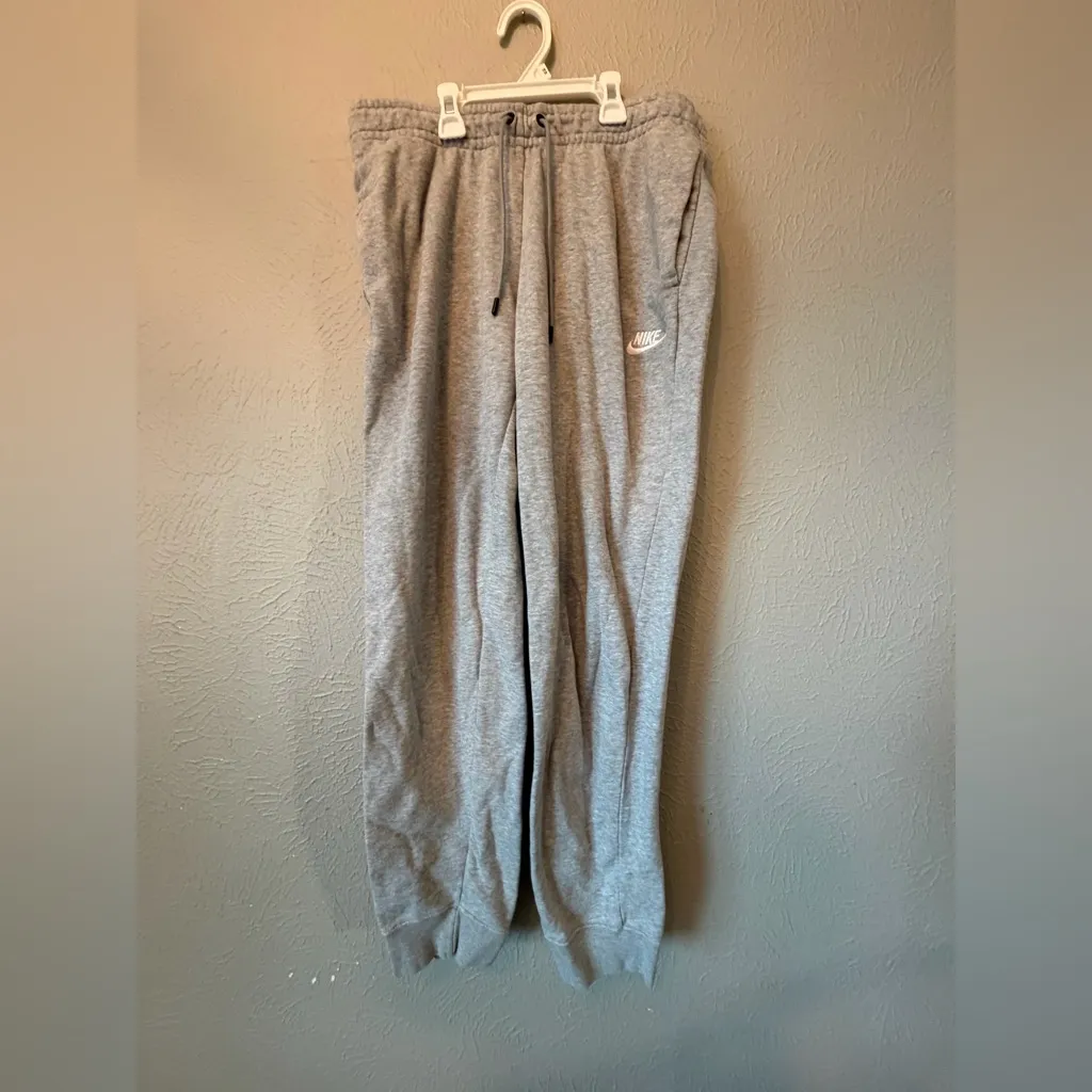 Nike Light Gray Joggers - Image 2