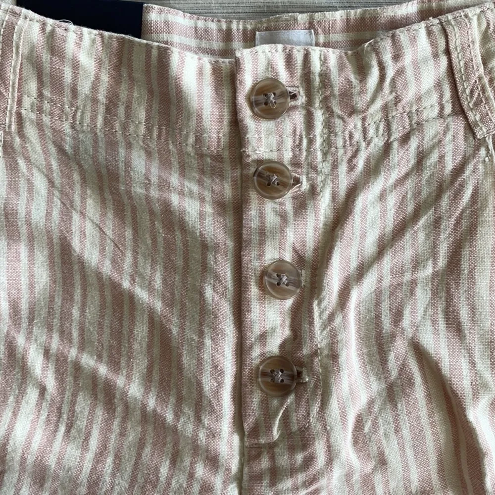 NWT Gap Linen Blend Shorts Sz 8 - Image 2