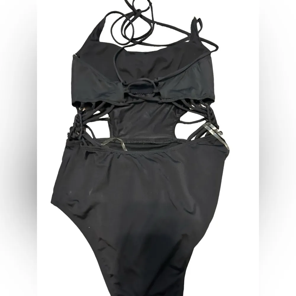 Bar III Black Macrame Cut Out Monokini One Piece Swimsuit Size medium - Image 2