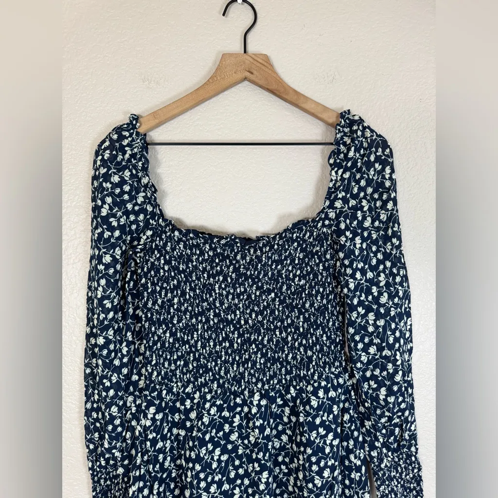 Reformation Kelli Smocked Long Sleeve Floral Mini Dress in Elyse Navy sz Medium - Image 5