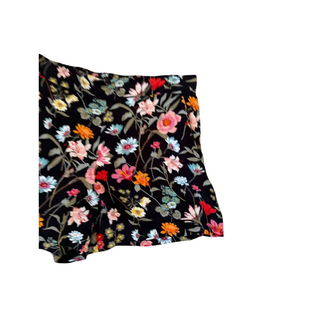 ANN TAYLOR LOFT Floral Casual Shorts Size Small - Image 5