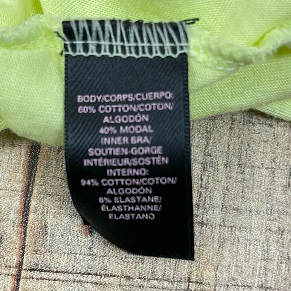 Victoria's Secret Medium Racerback Tank Top Padded Shelf Bra Open Back Butterfly - Image 4