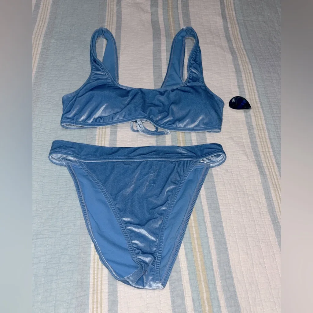 NWT decree crushed velvet blue bikini top only size XL - Image 8