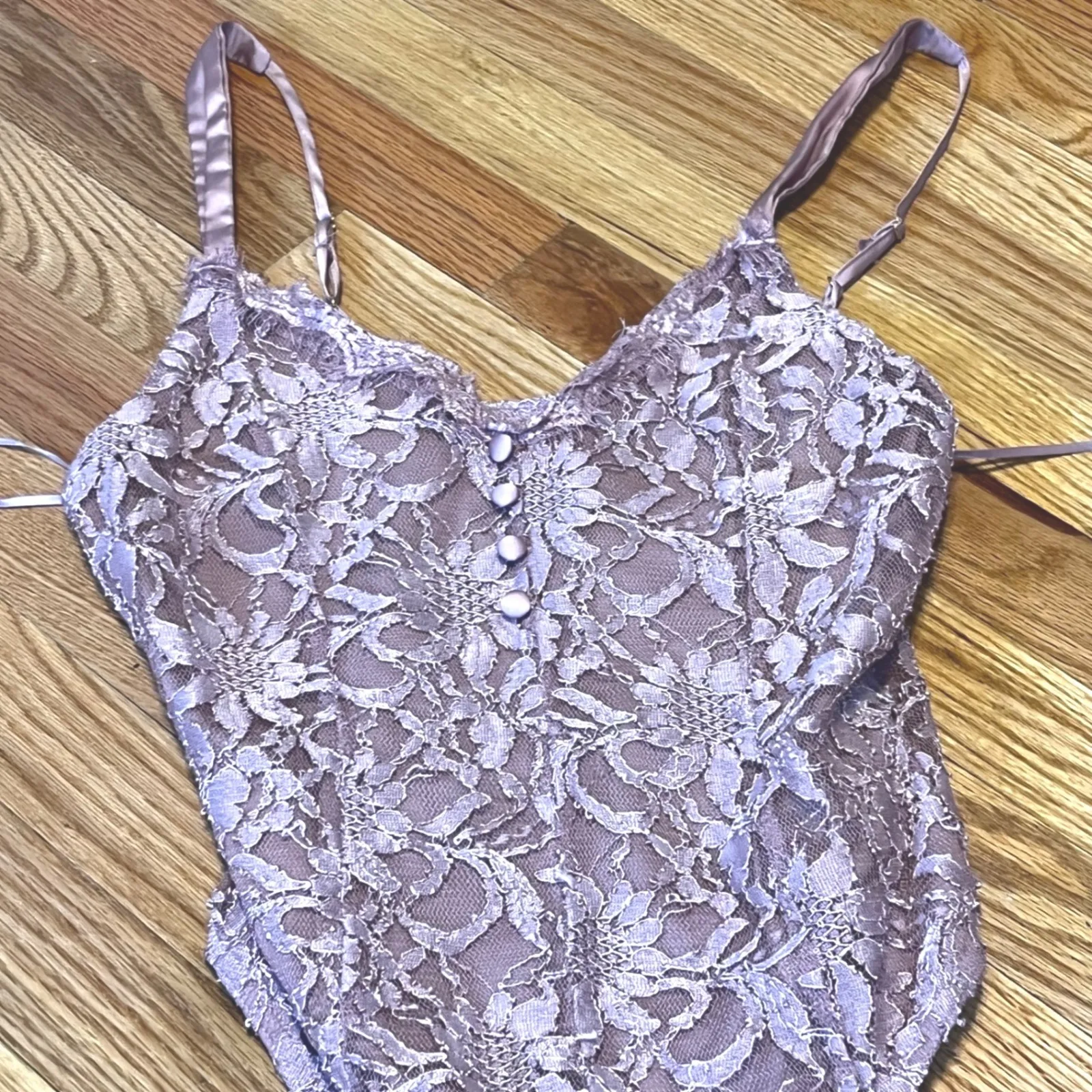 Mi Ami Lace Button Front Teddy Bodysuit Lilac Purple Adjustable Straps Layering Size M - Image 4