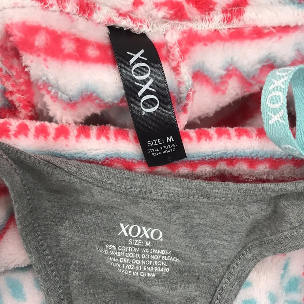 XOXO Snowflake More Lazy Days PJs Red White Size Medium - Image 6