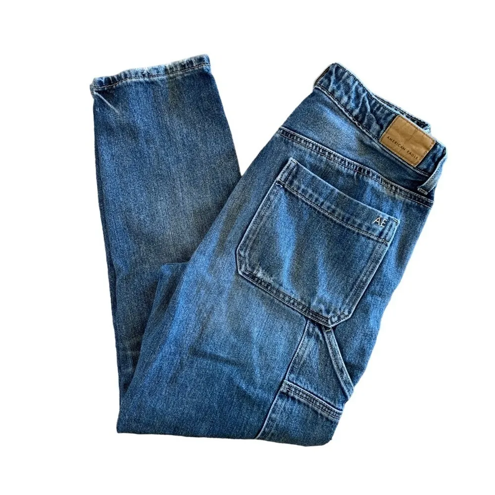 WOMEN'S American Eagle high rise Tomgirl button fly jeans - Image 9