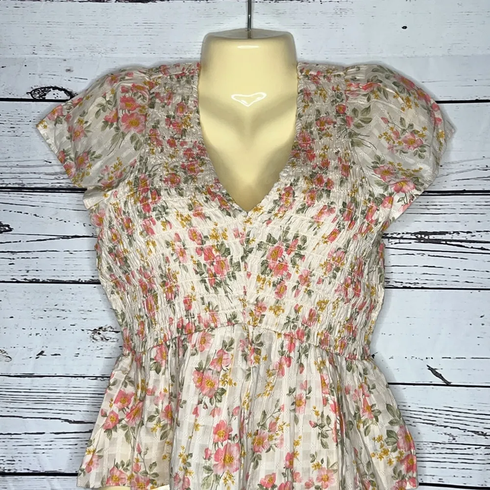 American Eagle NWT Size M Plaid - Floral Smock Elastic Peplum Hemline Cotton Top - Image 2
