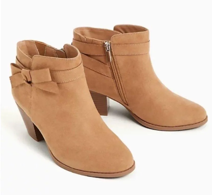 Torrid BEIGE FAUX SUEDE SIDE BOW BOOTIE - Image 2