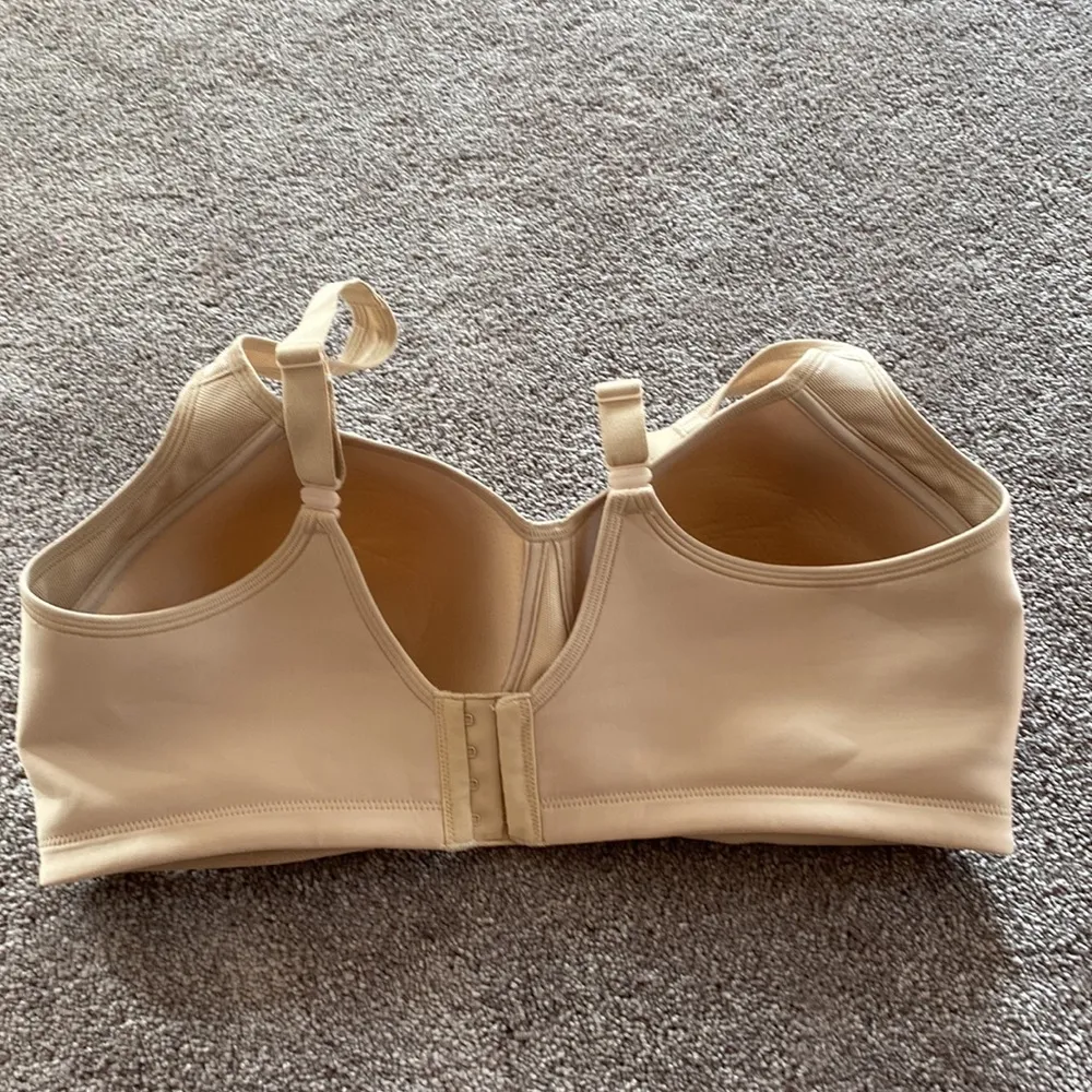 Vanity Fair  Bra SIZE 40DD - Image 4