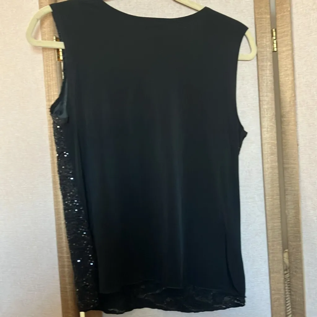 FINAL MARKDOWN Vejáiz Designs decorative Black top medium - Image 5