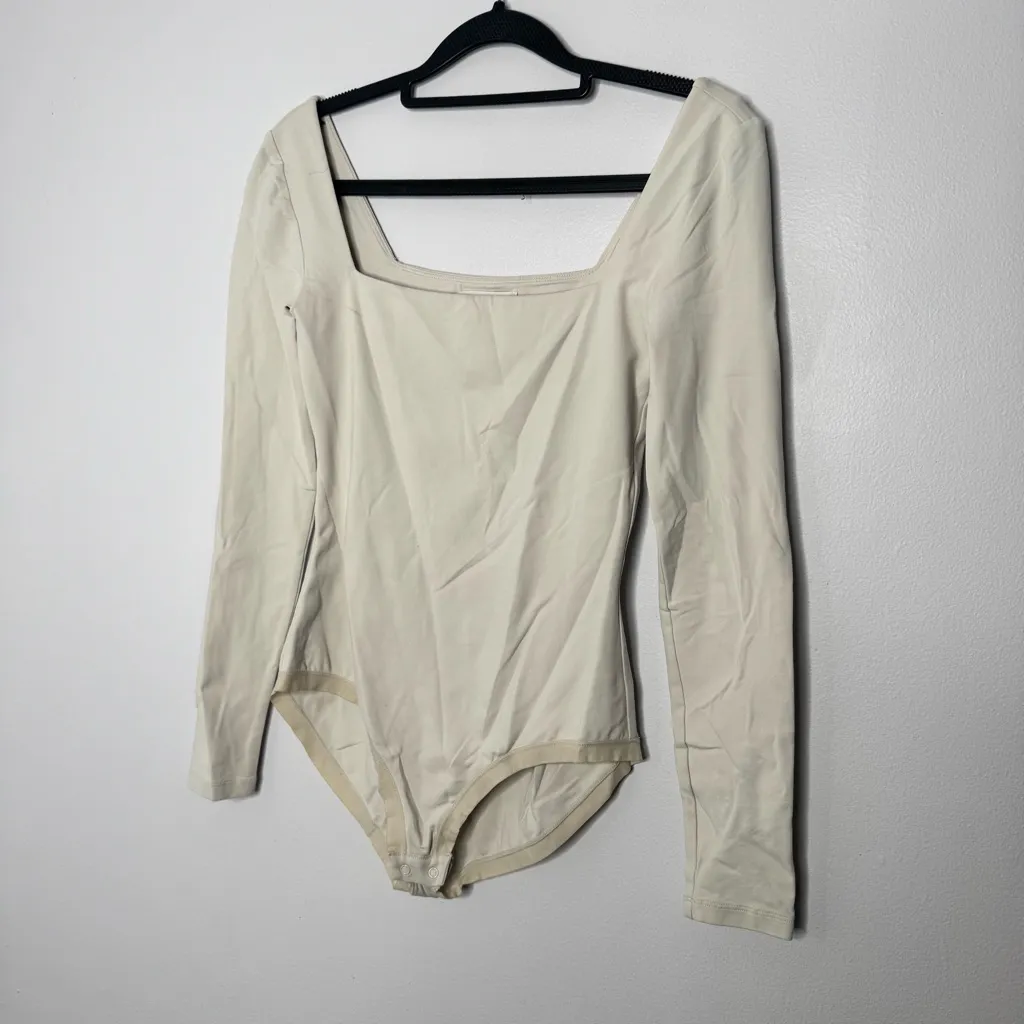 Aritzia Babaton bodysuit size small - Image 2