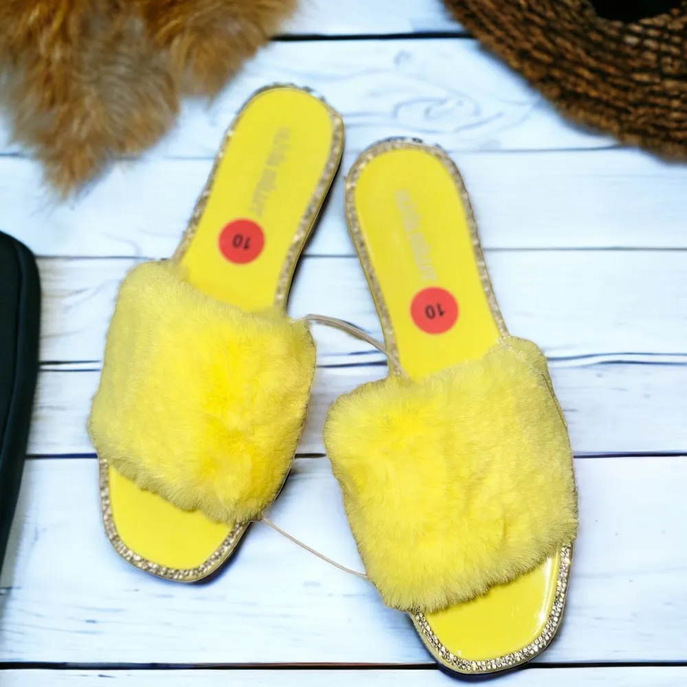 NEW Olivia Miller Faux Fur YellowRhinestone Studded Sandal - Image 2