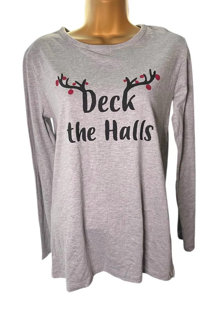 Natural Reflections Christmas Long Sleeve Tee Deck the Halls Graphic Gray S - Image 1
