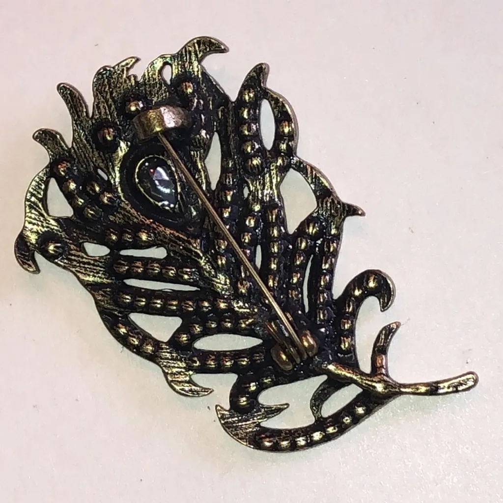 Elegant Multicolor Peacock Feather Boho Brooch Blue - Image 4