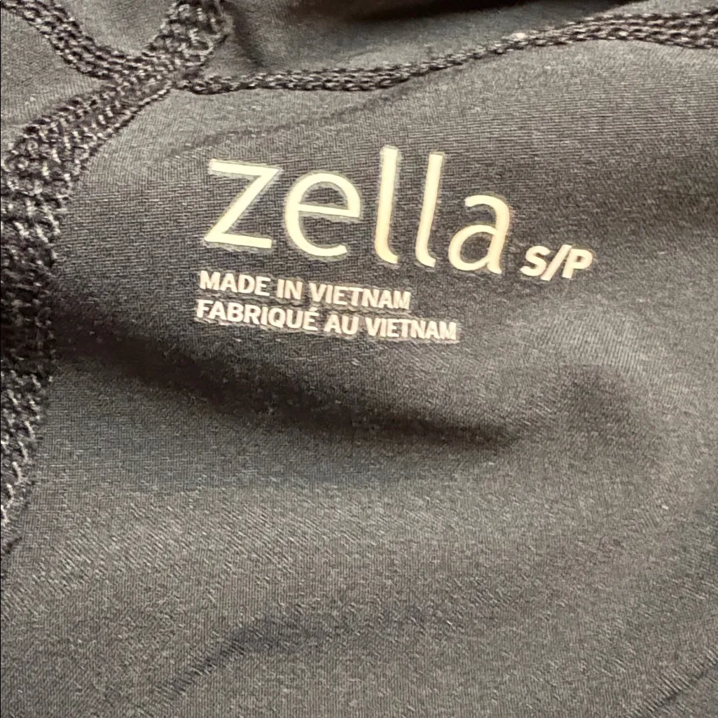 ZELLA Women's Black Eclipse MOVE IT Ruched Capri Pants Size S - Image 6