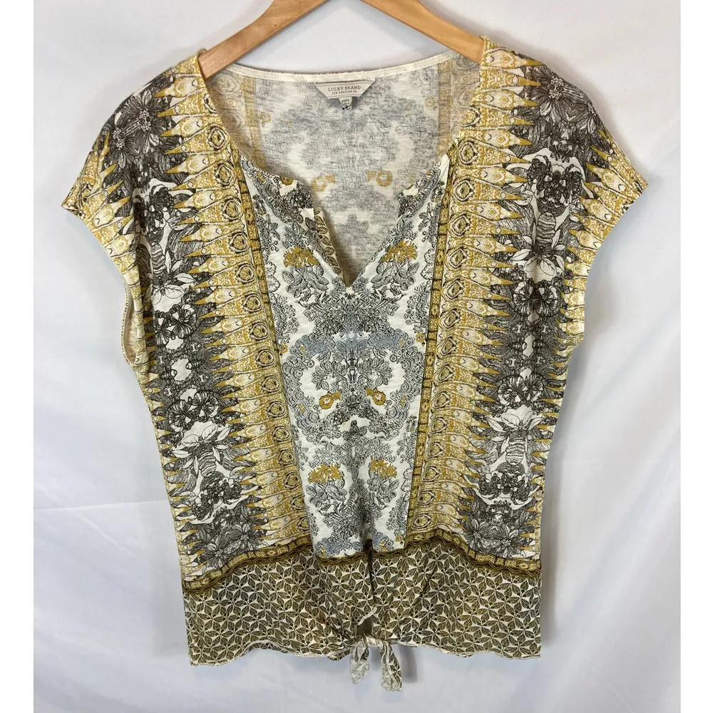 Lucky Brand Patterned V Neck Tie Bottom Top Size Medium - Image 2