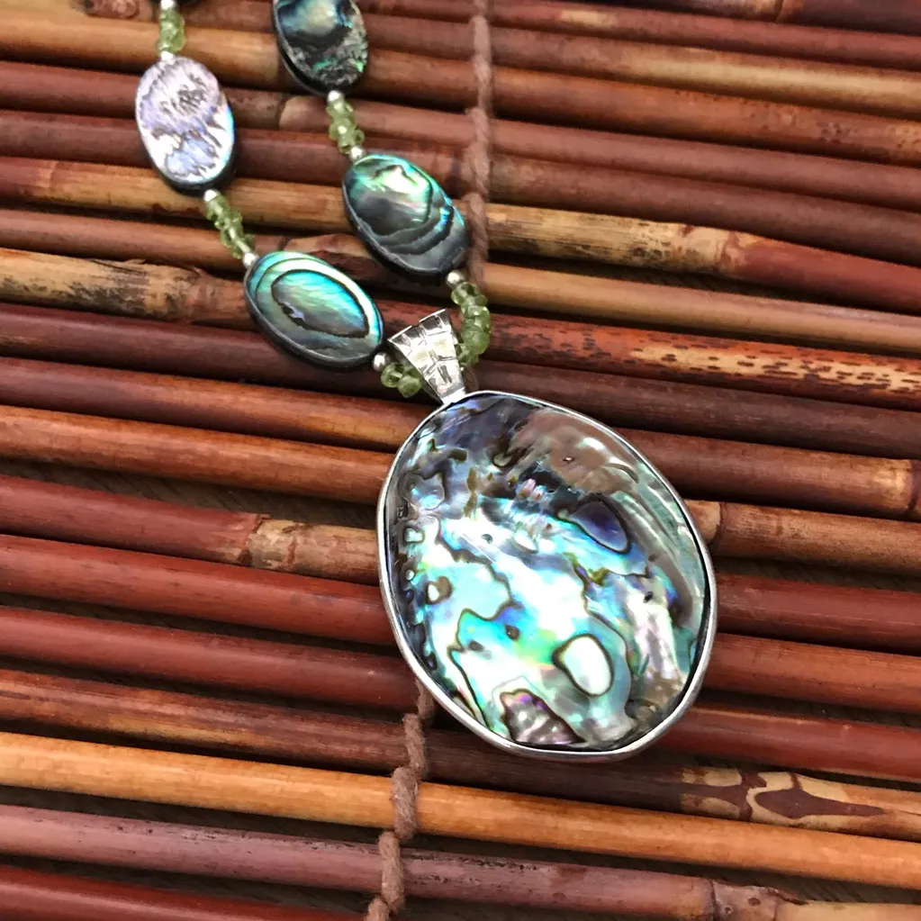 Coldwater Creek Glass Abalone look Necklace - Image 5