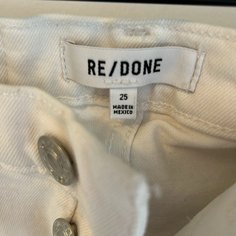Re/Done 90S High Rise Ankle Crop Jeans White Destroy - Image 9