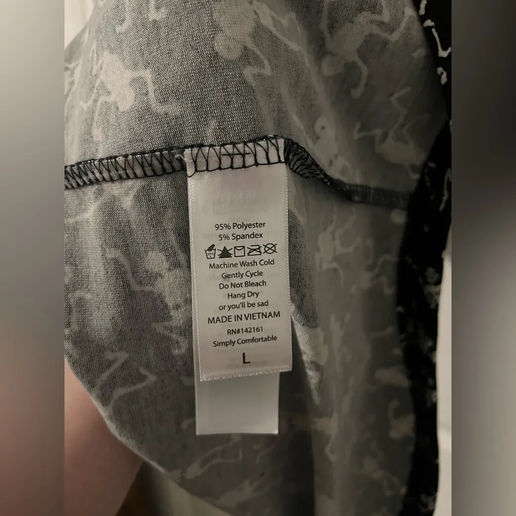 Lularoe Skeletons Amber Lightweight Hoodie Dancing Bones SkullHalloween Sz L NWT - Image 13