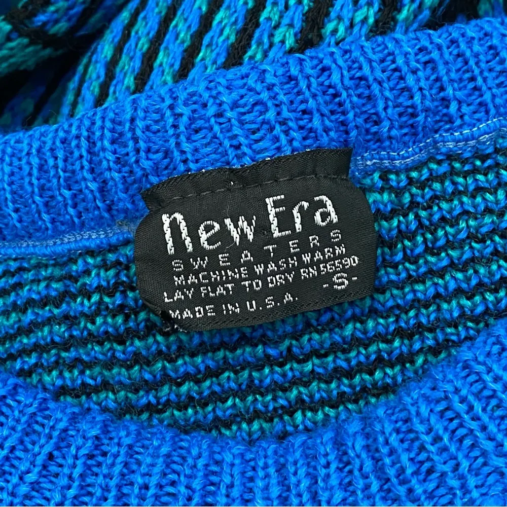 Vintage NEW ERA Blue Multi Geometric Knit Sweater Size S - Image 9